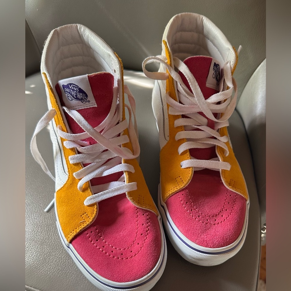 Vans women’s color block platform hi tops, size 10